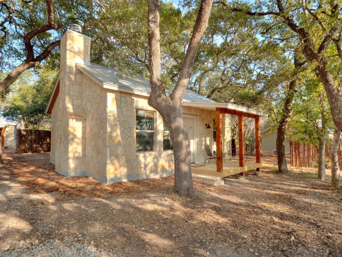 Cabins At Flite Acres-Desert Willow Wimberley Kültér fotó