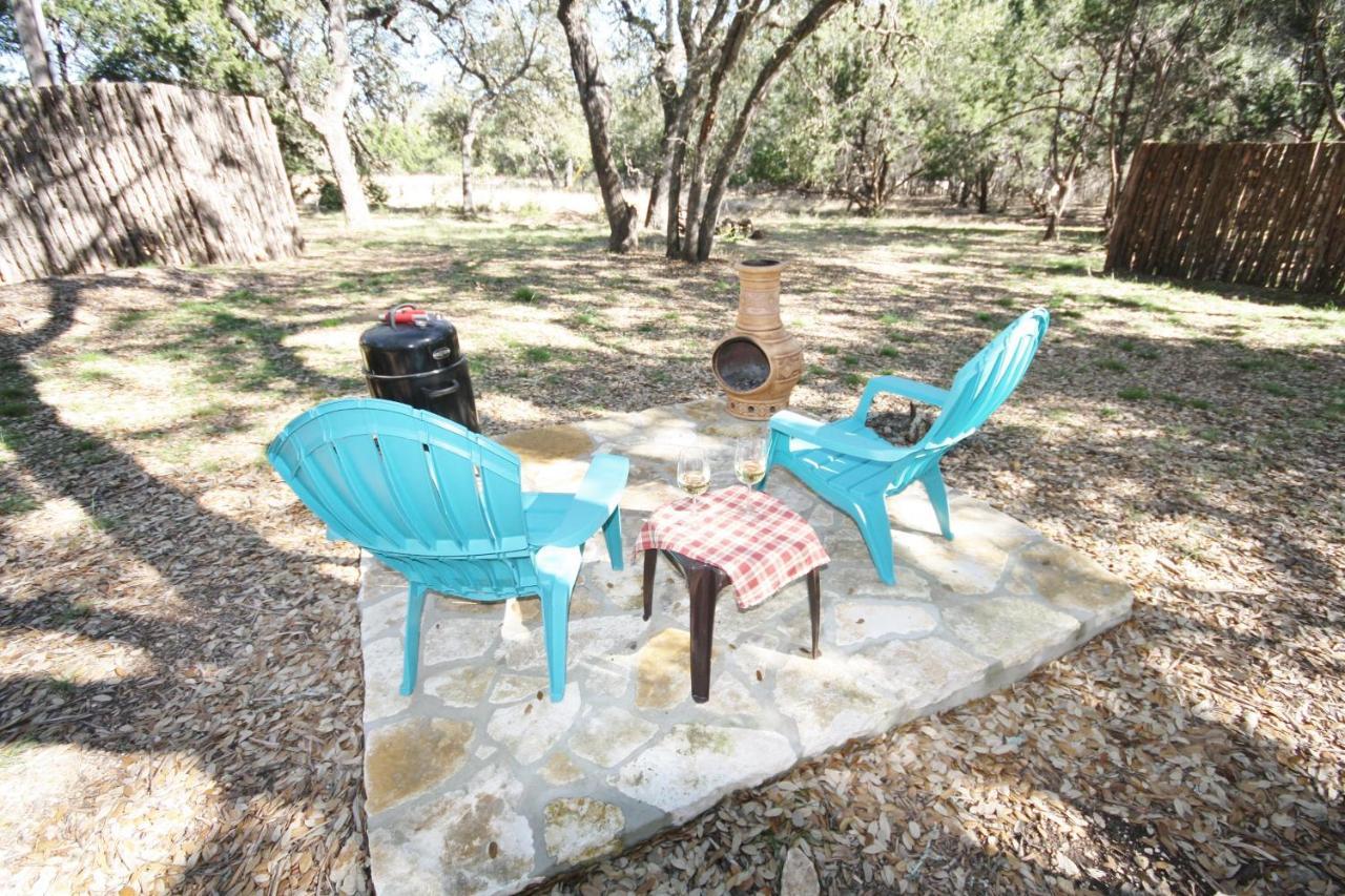 Cabins At Flite Acres-Desert Willow Wimberley Kültér fotó